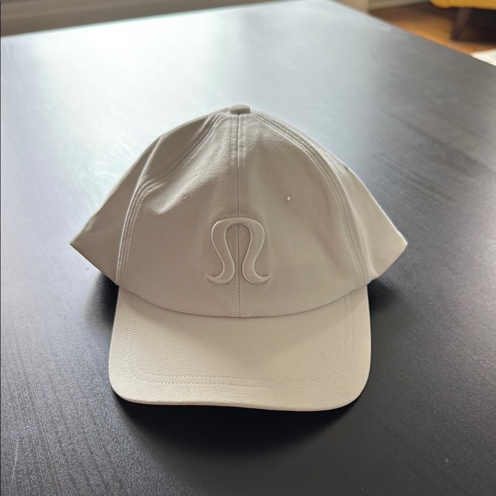 lululemon athletica White Cap